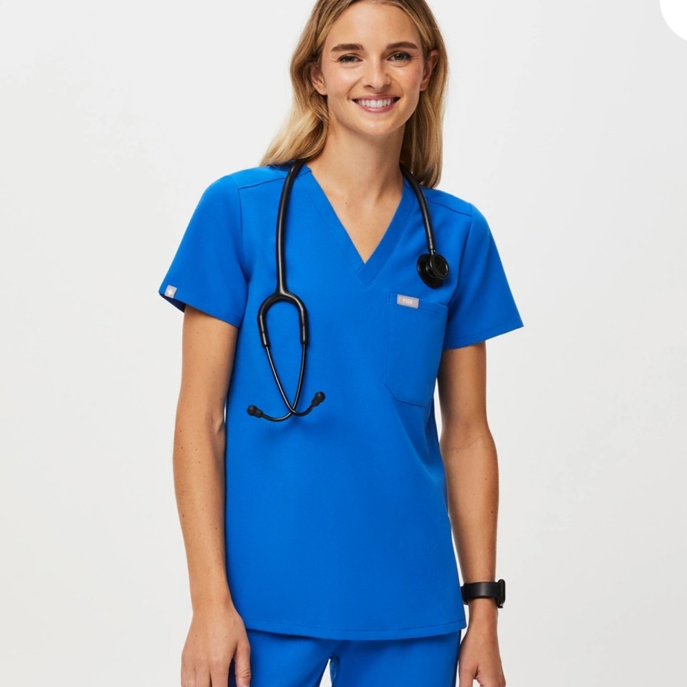 FIGS Catarina One-Pocket Scrub Top™
